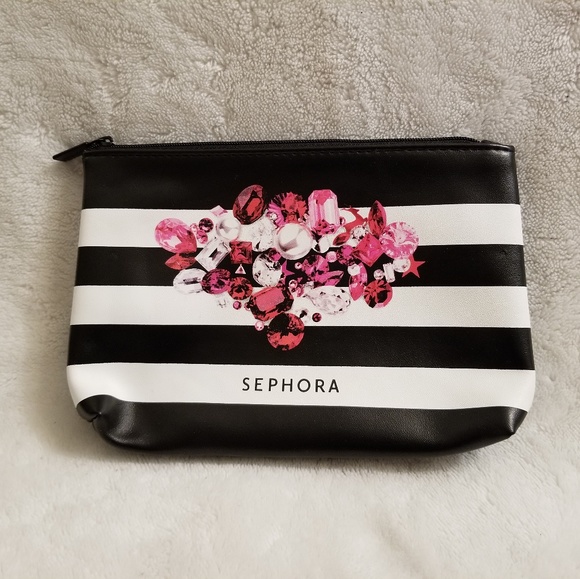 Pouch free with bundle ❤💥 - Picture 3 of 3